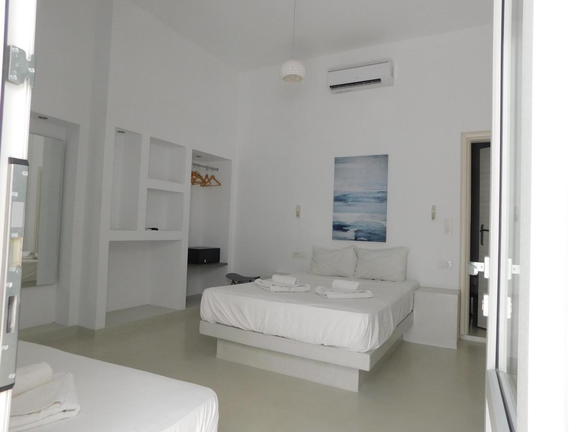 Fira Unique Rooms Extérieur photo