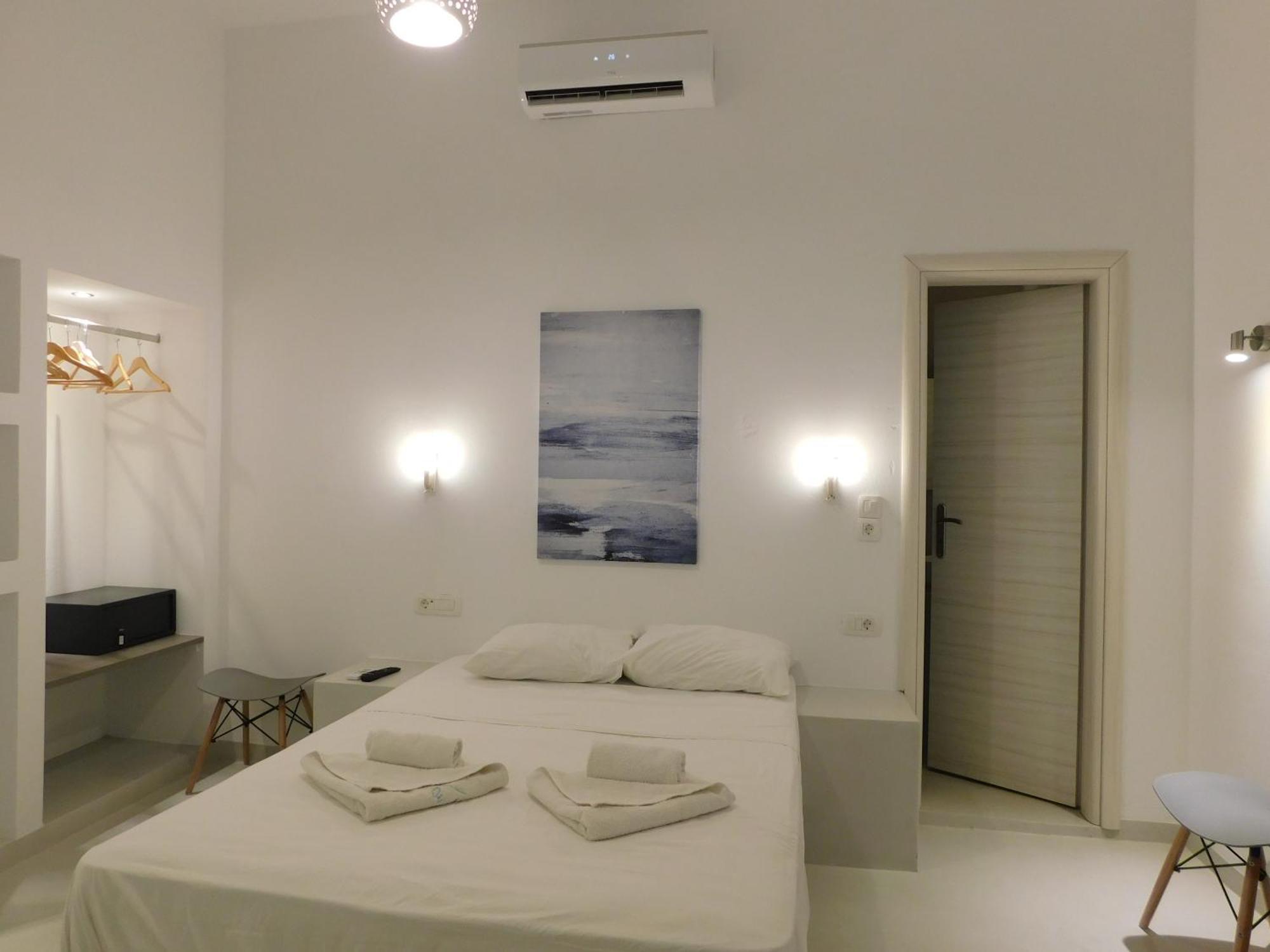 Fira Unique Rooms Extérieur photo